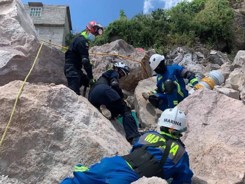 Video. ¡Si alguien nos escucha, griten! Así es como buscan en el cerro Chiquihuite