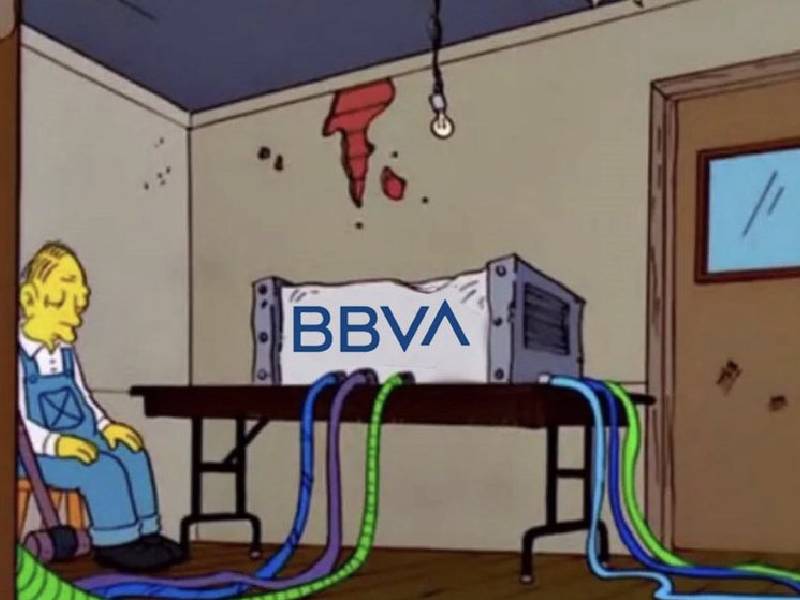 ¡Tiro por viaje! usuarios reportan nueva caída del sistema de BBVA