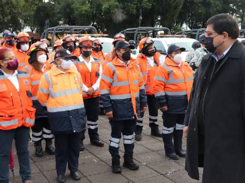 Equipan a cuerpos de emergencia en Xochimilco