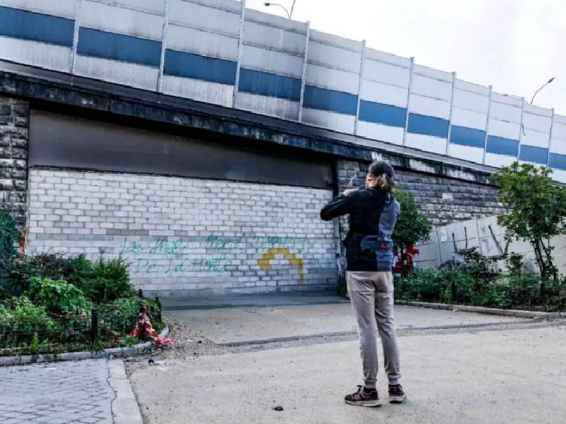 Causa polémica traslado y muro para aislar a un grupo de adictos