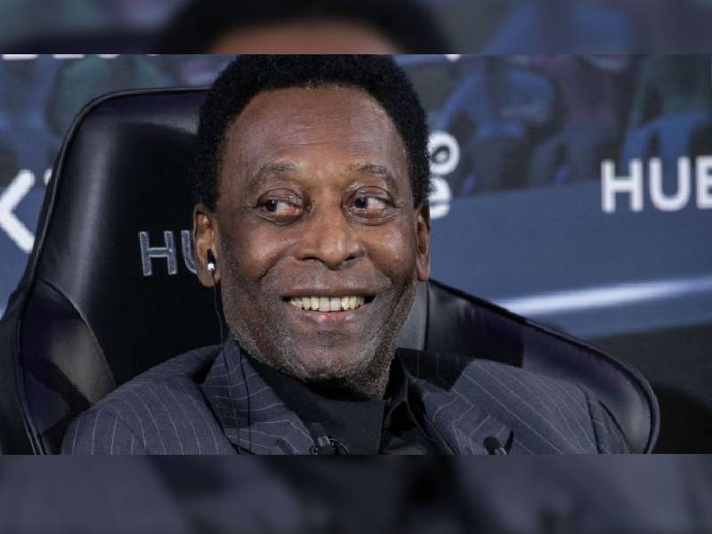 Pelé abandona el hospital después de ser operado por un tumor sospechoso