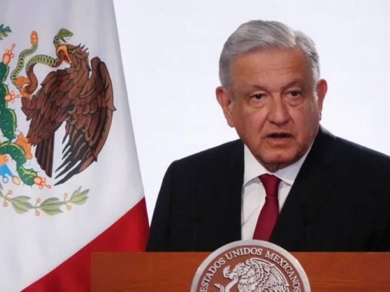 Presume AMLO récords económicos y acepta incremento de delitos