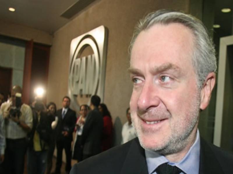 Nuevo deslinde del PAN de VOX, ahora en voz de Santiago Creel