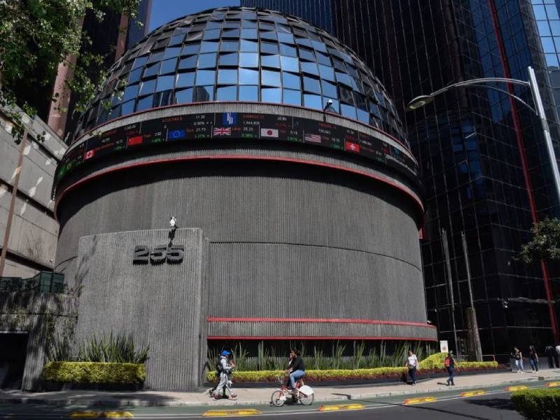 Banobras emite bonos sustentables