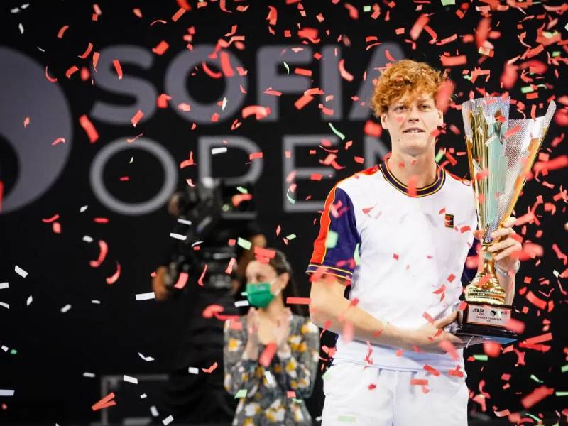 Jannik Sinner supera al cabeza de serie Gael Monfils para defender su título en Bulgaria