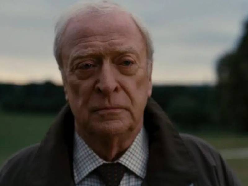 Michael Caine se retira de la actuación