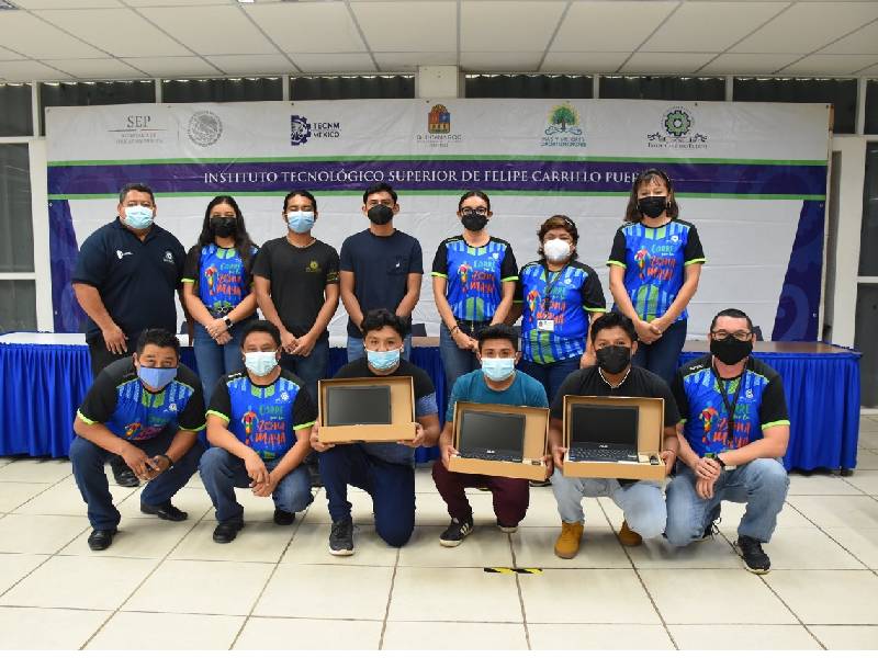 Benefician a alumnos