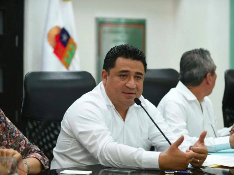 Eduardo Martínez