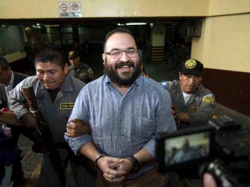 Aíslan a Javier Duarte