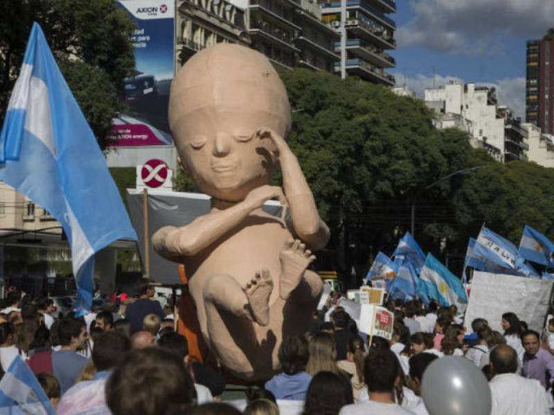 protestar contra el aborto