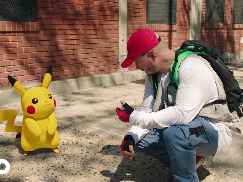 J Balvin estrena video