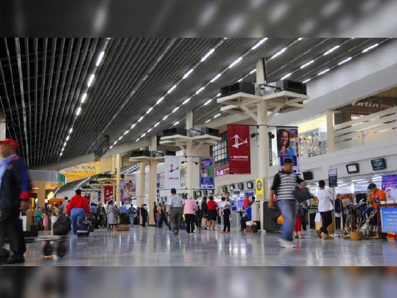 Honduras inaugura aeropuerto para reemplazar uno de los más peligrosos del mundo