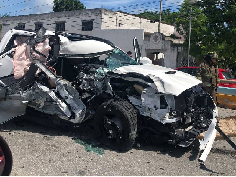malas condiciones en la avenida Colosio
