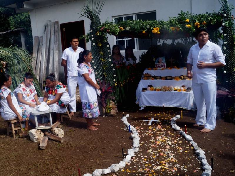 altares en colonias de Kantunilkín