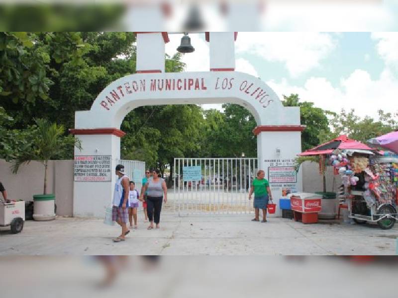 Lanzan exhortos tras apertura de camposantos