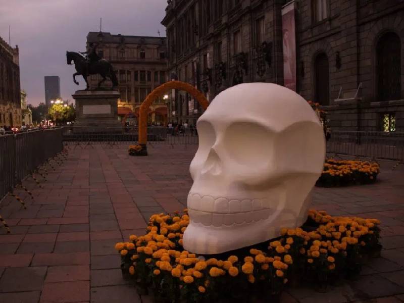Inician las celebraciones del Día de Muertos en CDMX