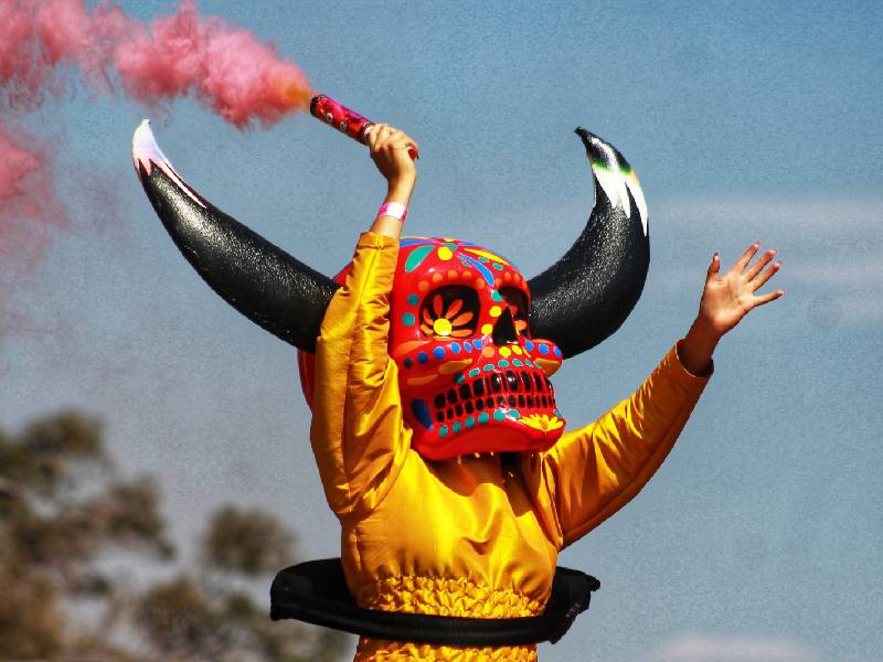 desfile de Día de Muertos