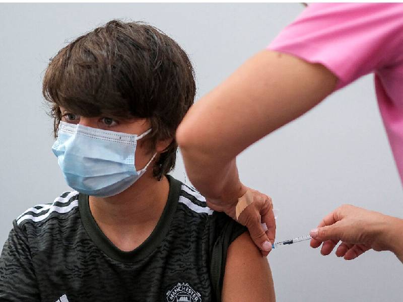 vacunarán a menor