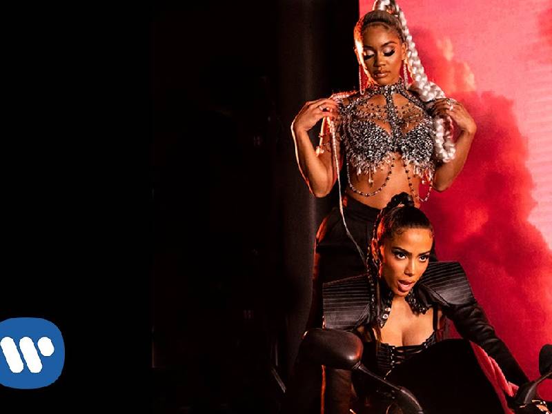 Anitta estrena ¡Faking Love!