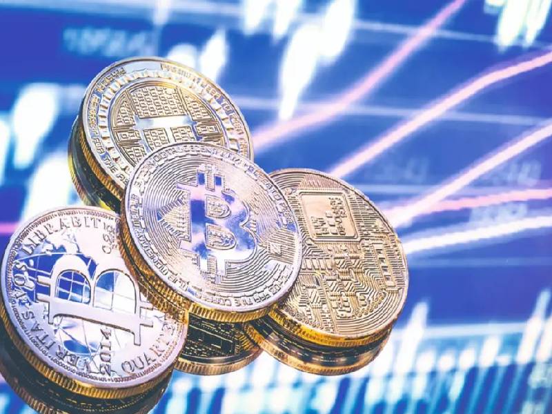 Bitcoin sube 7.56% a 61,455.18 dólares, mercado cree se autorizará ETF