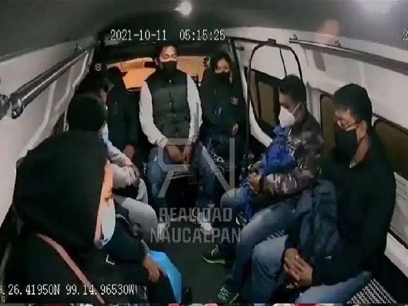 Video. Se registra otro asalto en combi del Edomex; ladrón dispara a pasajeros