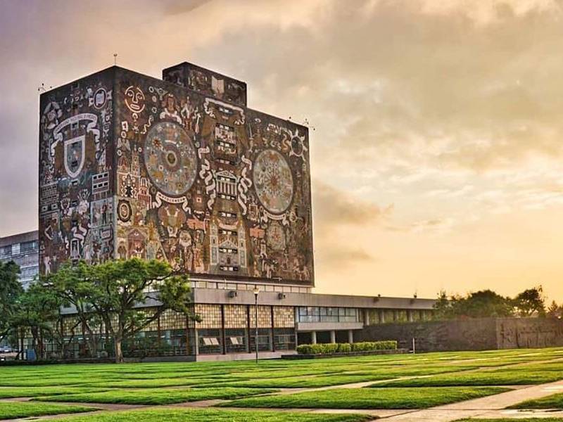 Presidente insta a una reforma en la UNAM