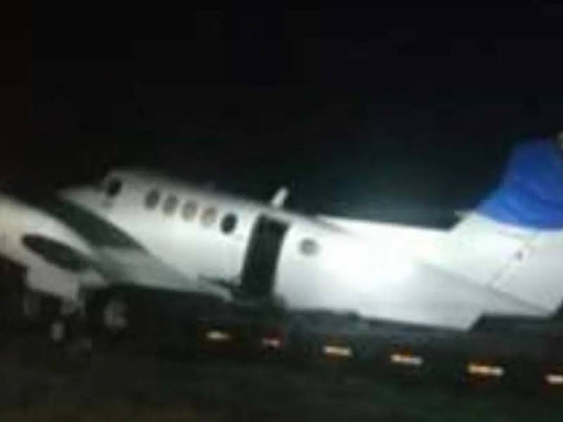 Abandonan avioneta con más de 800 dosis de cristal y marihuana