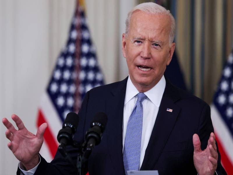 Libra Biden primer bache en el Congreso