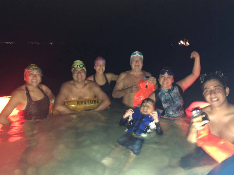 Atletas de Cancún participarán en ÔÇ£Nado NocturnoÔÇØ, como campaña de concientización del cáncer de mama