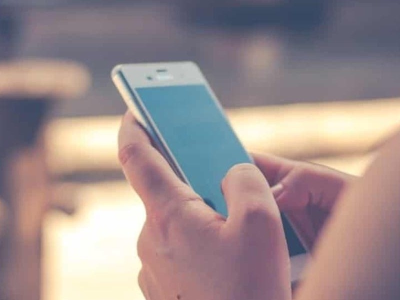 Falla la app de Banco Azteca y Ricardo Salinas lo soluciona vía redes sociales