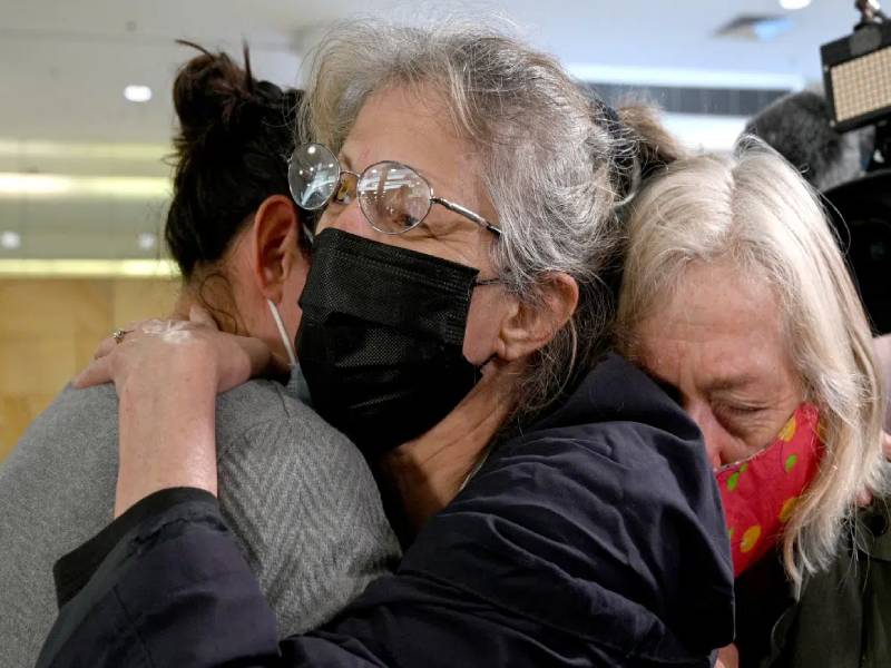 Contagios y reencuentros; el Covid-19, aún presente