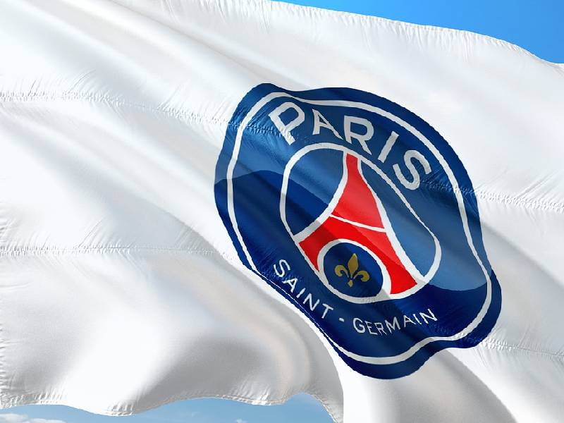 Messi y PSG, Rumores de cambio