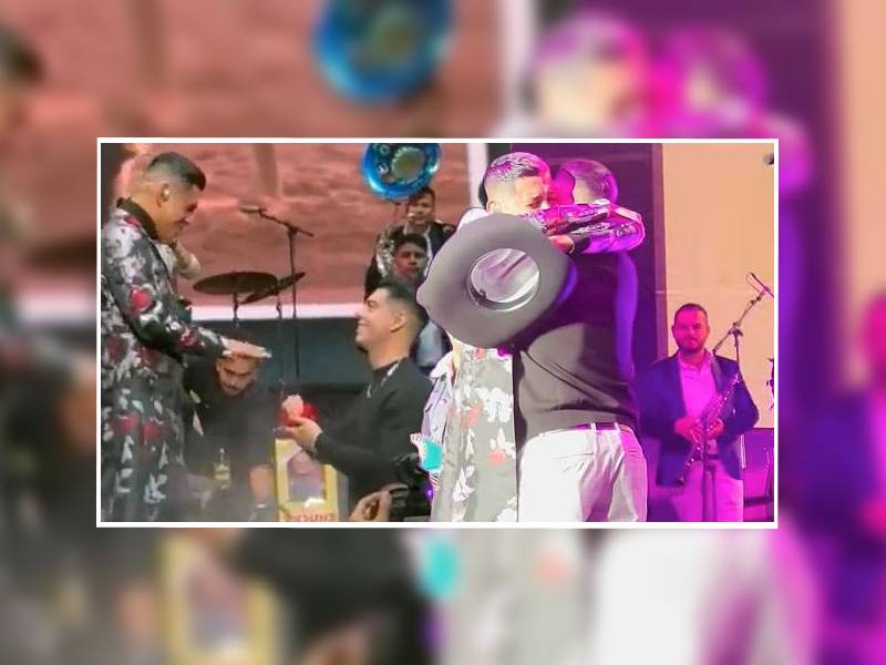 ¡Habrá boda! Jhonny Caz, de Grupo Firme se comprometió en pleno concierto