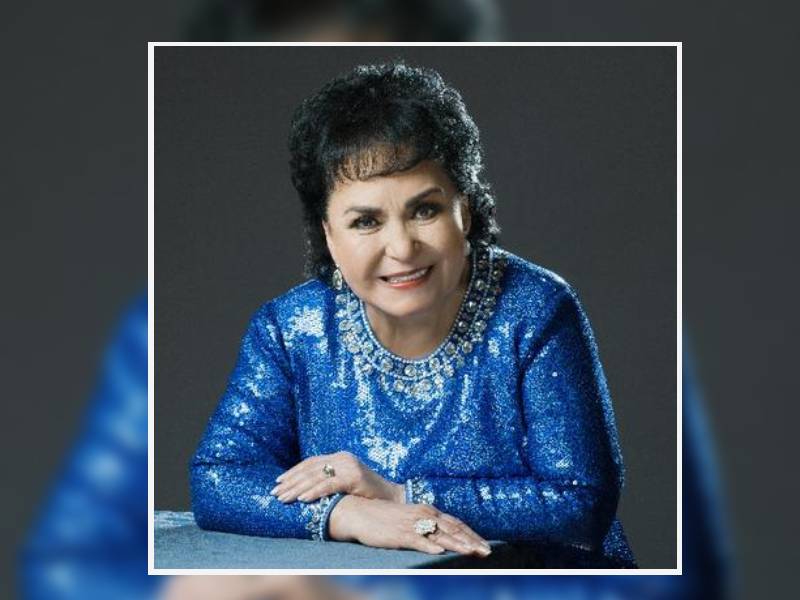Carmen Salinas empieza a respirar por sí misma, reporta su nieta