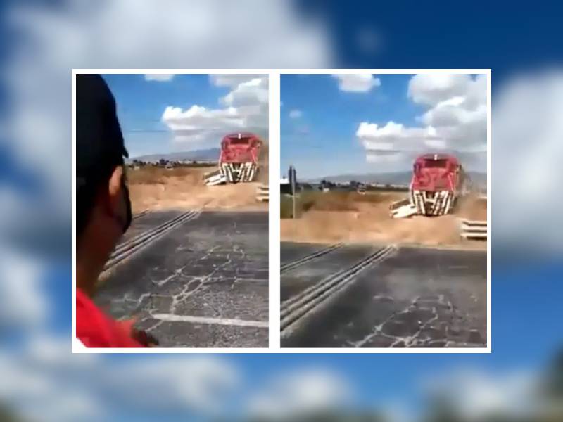 Video. Por ganarle el paso, taxi es embestido por tren en Hidalgo