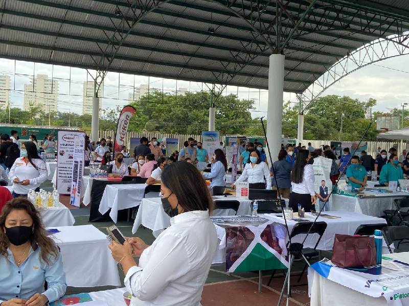 buscan trabajo