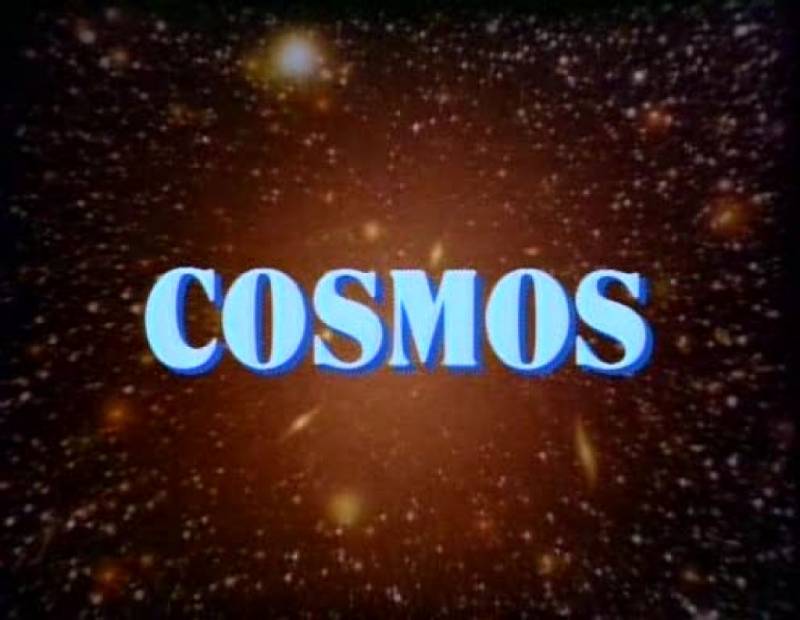 En el cumpleaños de Carl Sagan disfruta en YouTube su entrañable serie ÔÇ£CosmosÔÇØ