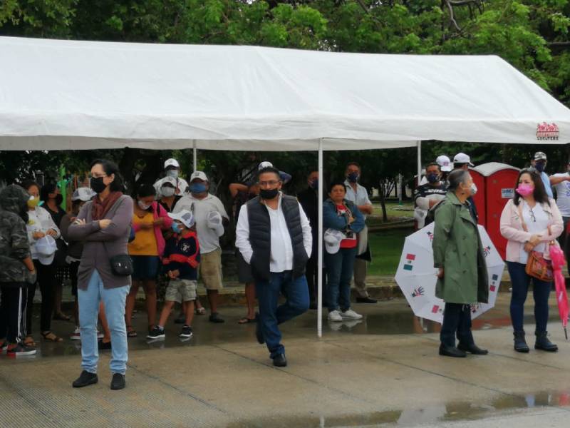 Piden fin a bloqueo cubano desde Cancún