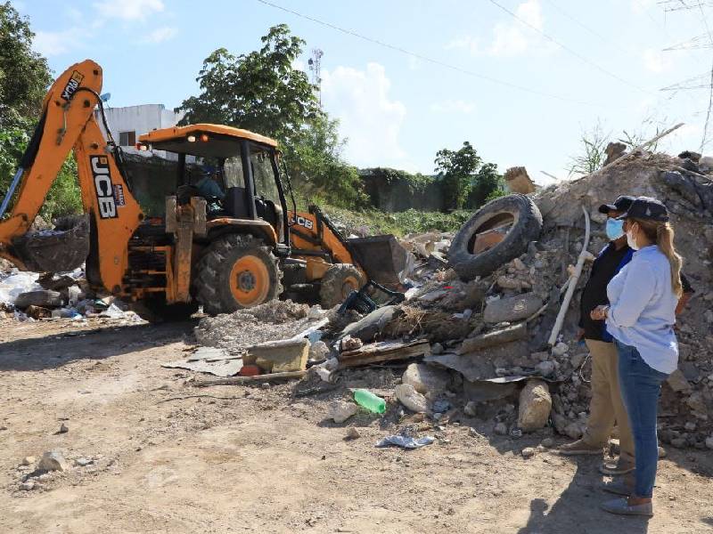 Avanzan con la eliminación de micro tiraderos en Solidaridad