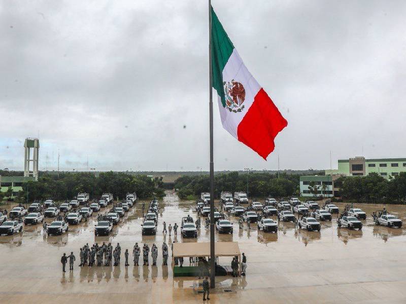 Llega a Cancún batallón de Seguridad Turística