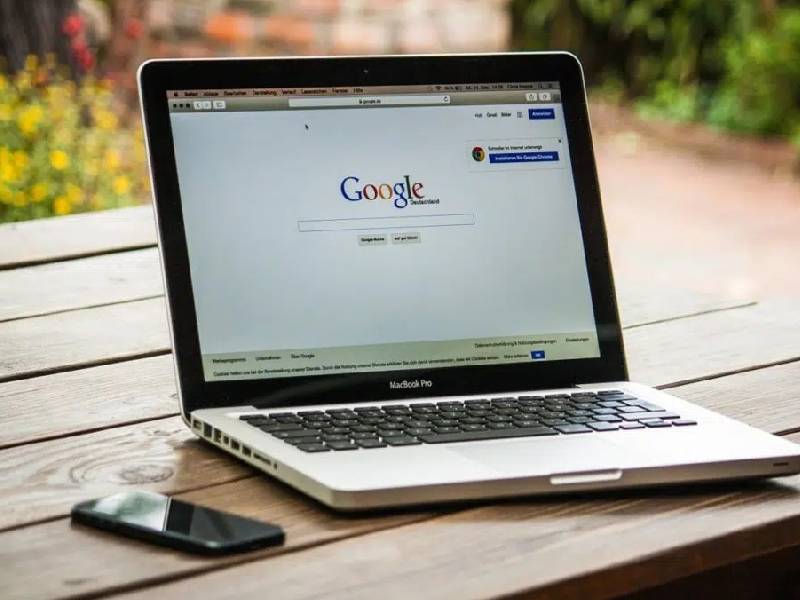 Desactiva Google red de bots que afectó a un millón