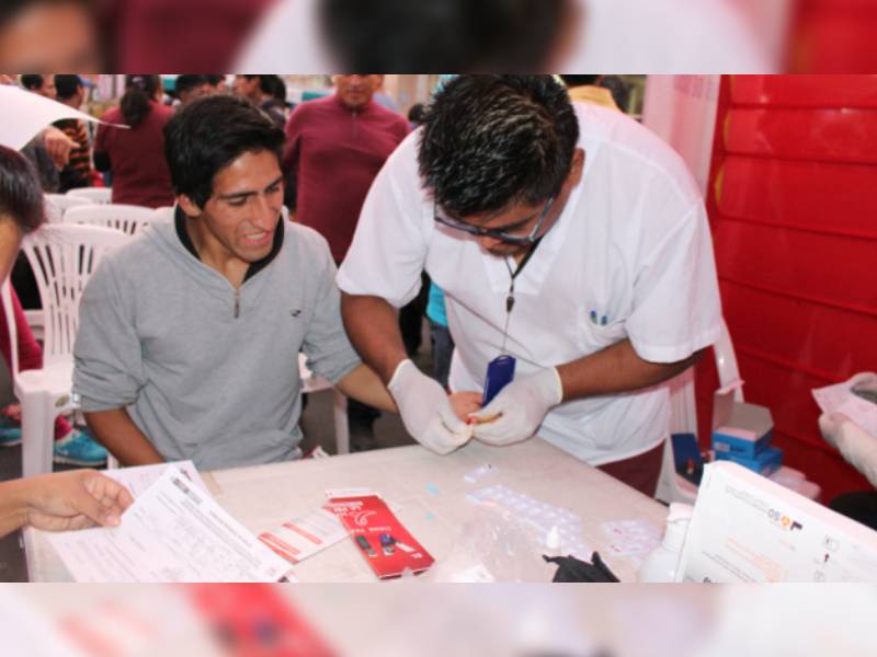 Acercan educación sexual a la comunidad tras alza de VIH