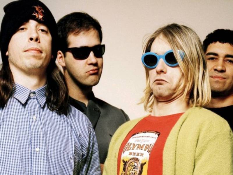 Escuela suspende a alumno por creer que Nirvana era una marca de ropa