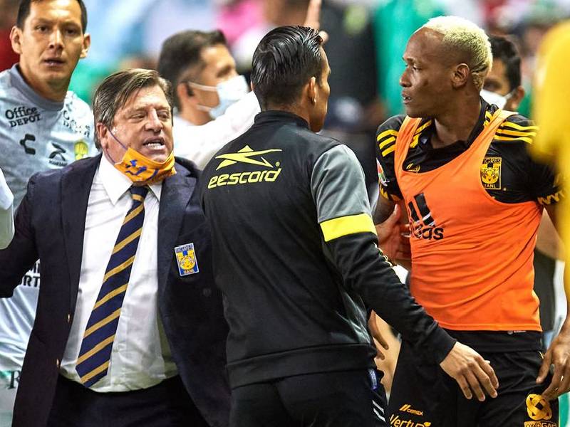 El Piojo acusa que León se burló de Tigres tras haberlos eliminado del torneo