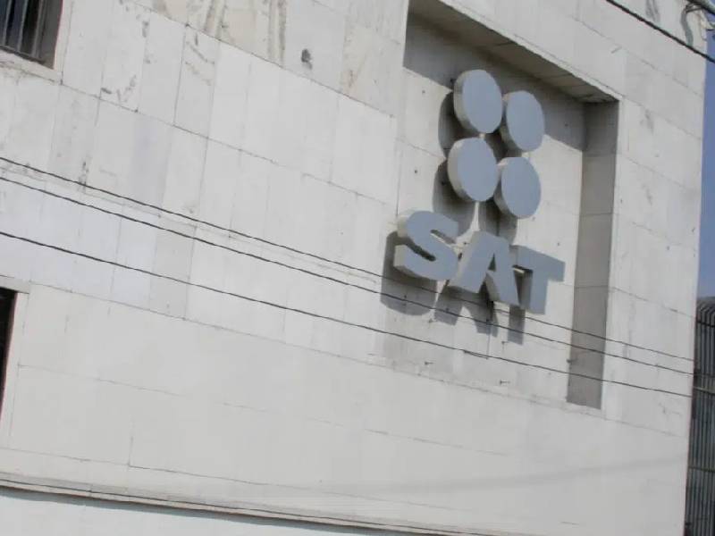 Descarta SAT vigilar depósitos bancarios en 2022