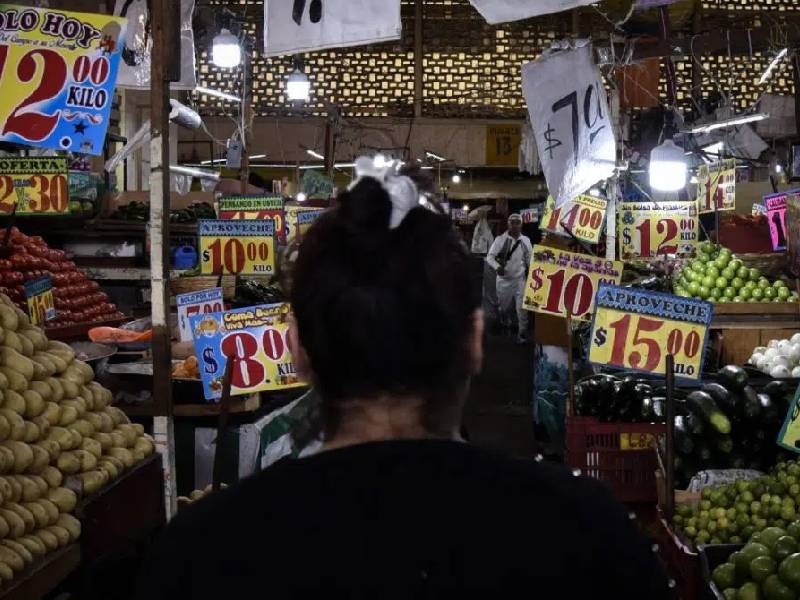 Inegi estima que la actividad económica creció 1.2% en noviembre