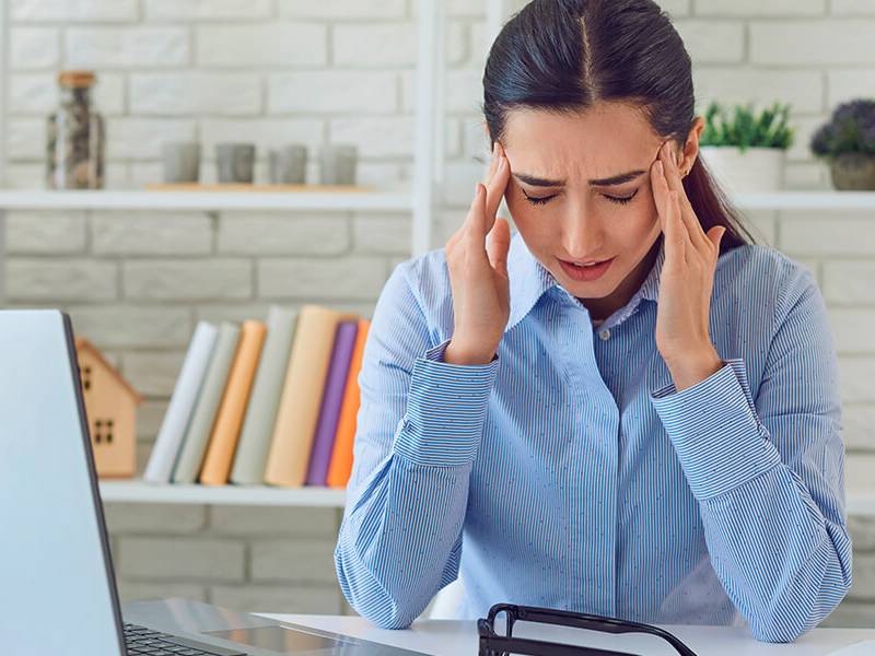 Disminuir el estrés laboral como un propósito de Año Nuevo