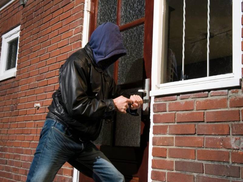 Errores de vacaciones que atraen a los ladrones