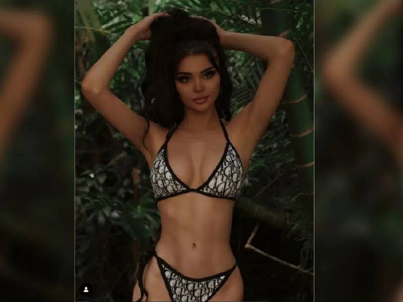Con apoyo de sus padres pasó de ser YouTuber a modelo de Only Fans