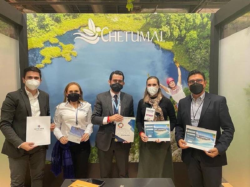 Isla Mujeres y Solidaridad reciben resultados del Taller PMTSQRoo2030 en FITUR 2022
